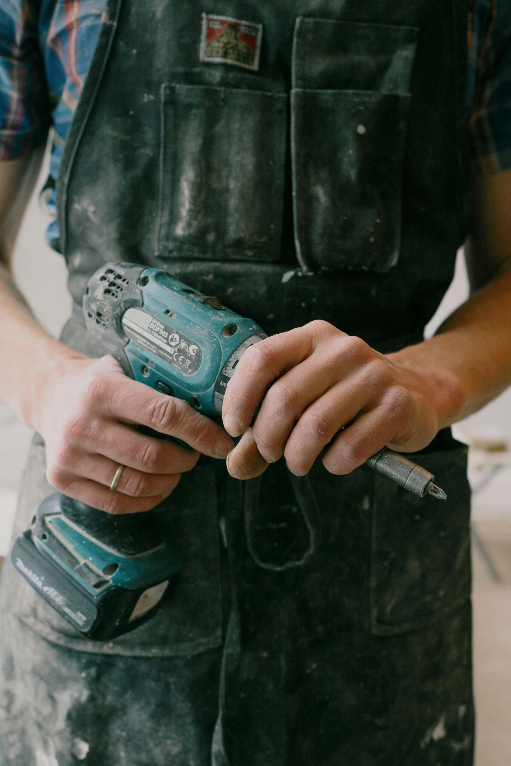 Tips for Selecting an Electrical Contractor for New Commercial Projects NZ